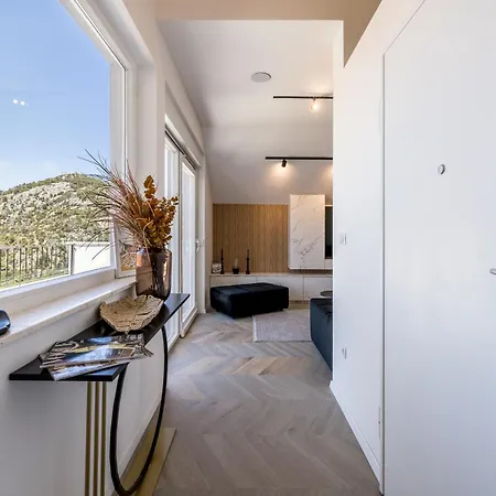 Bacchus Luxury * Hvar Town